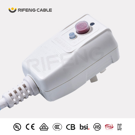 第?代3插(2P+PE)不可拆線(xiàn)漏電保護(hù)插頭