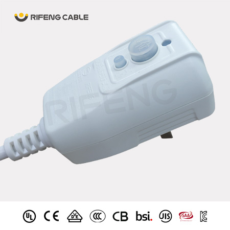 第?代3插(2P+PE)不可拆線(xiàn)漏電保護(hù)插頭